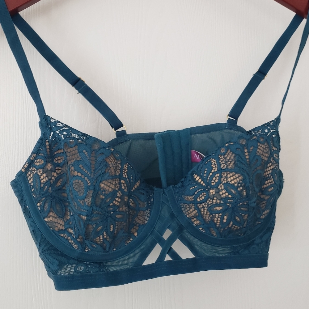 Teal Lace Underwire Bra - Picture 3 of 4